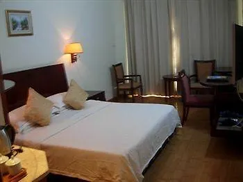 ****  Sanya Zhouheng Hotel Kína