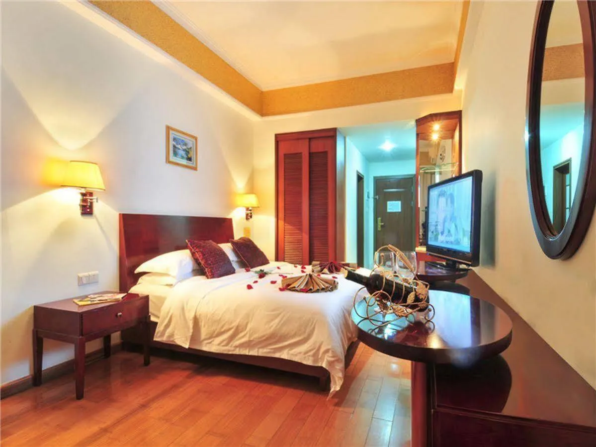 Sanya Zhouheng Hotel location